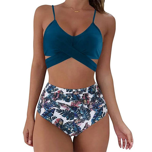 Högbensade Bikiniset för Varmt Väder