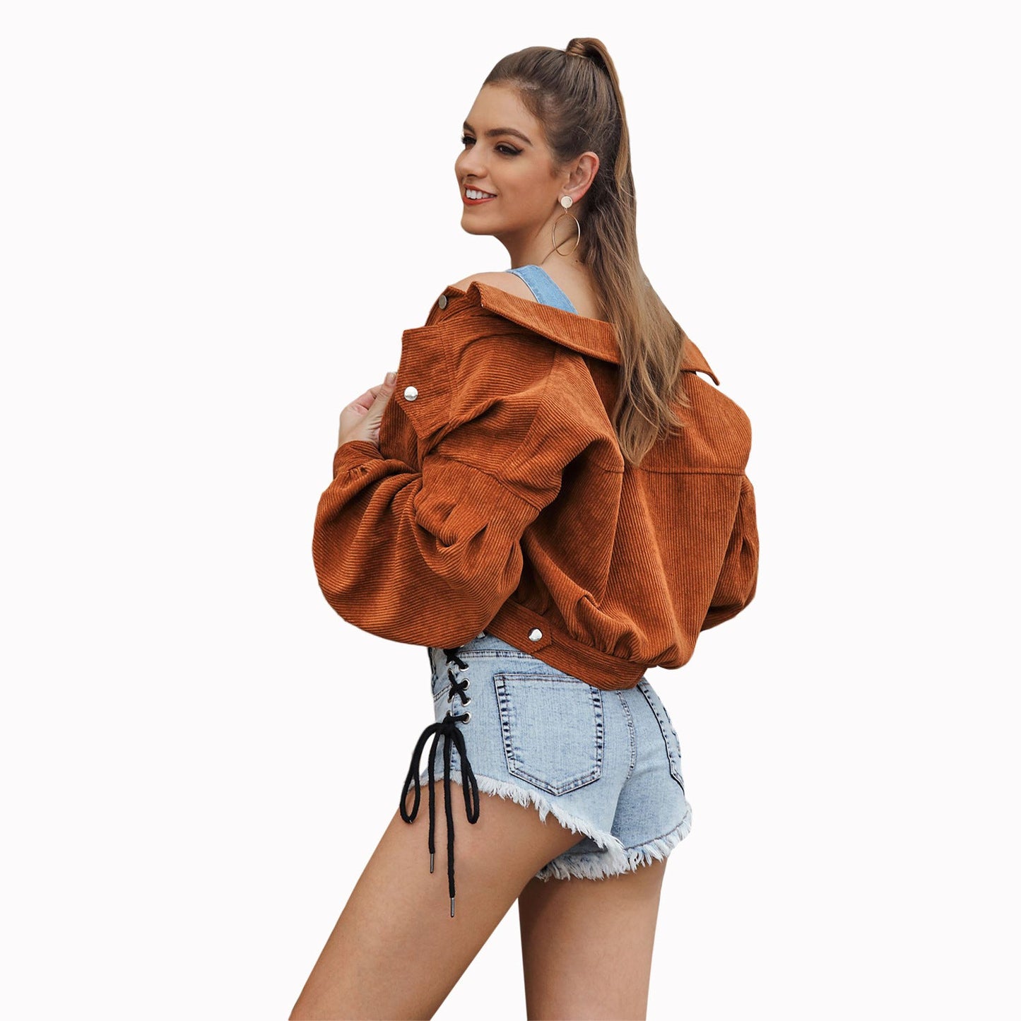 Stilren manchesterjacka med croppad design och eleganta ärmar