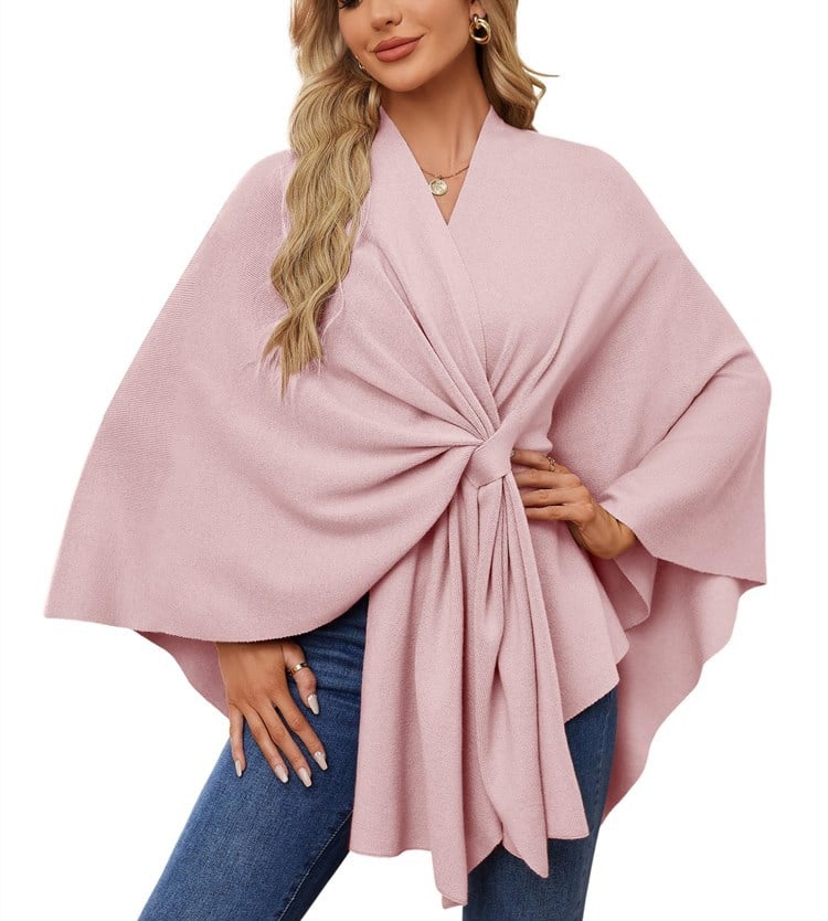 Luksuriøs og stilfuld poncho-sjal til elegant lag-på-lag