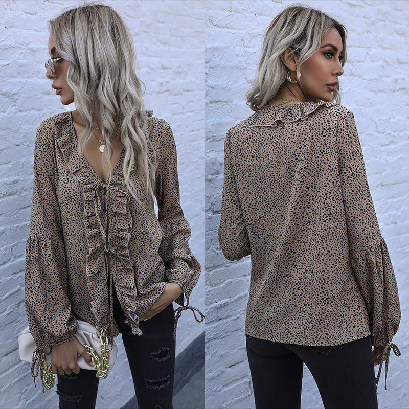 Elegant Bluse med Rüschen og Luftige Puffærmer