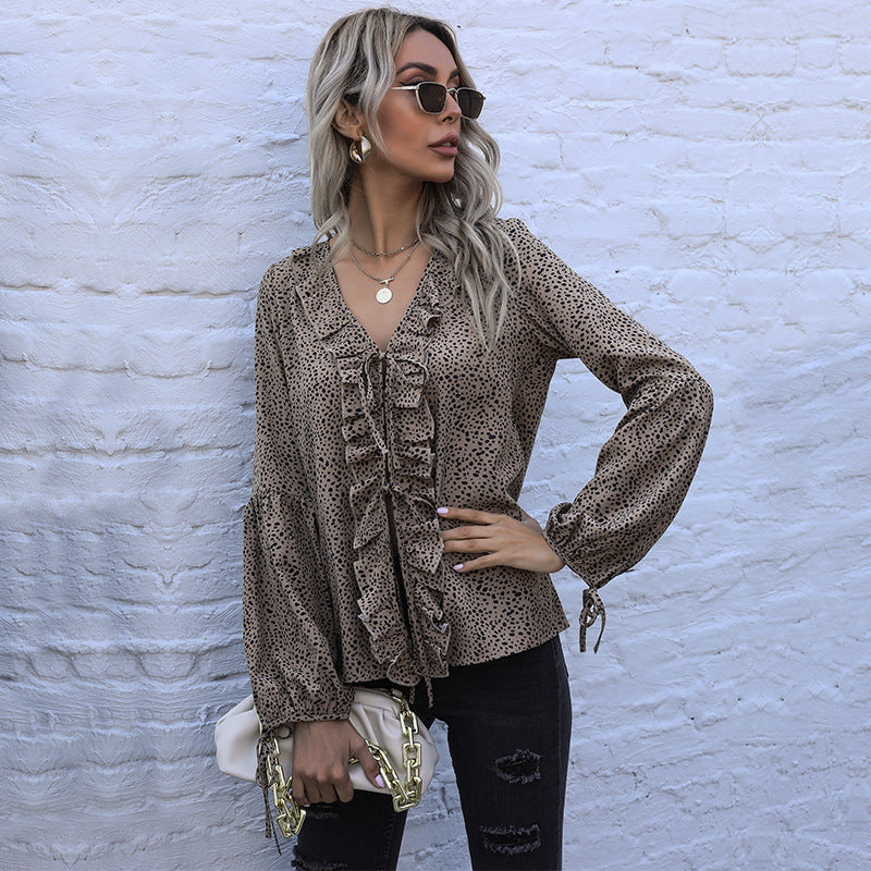 Elegant Bluse med Rüschen og Luftige Puffærmer