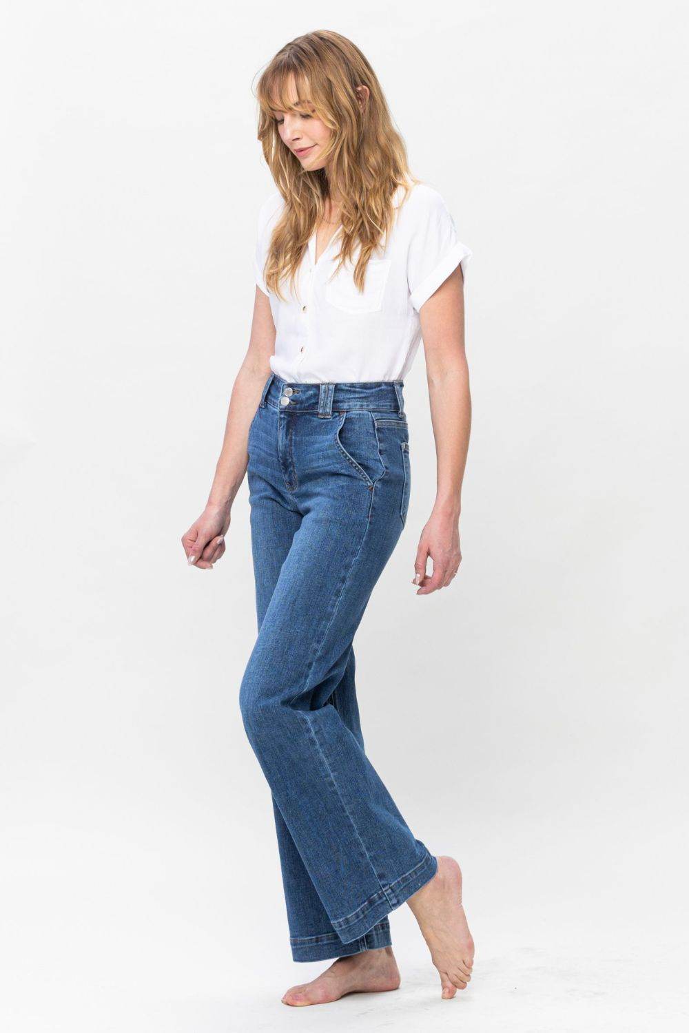 Moderne Jeans med høj talje og bredt ben