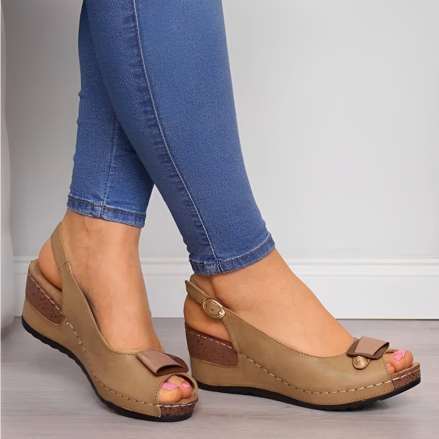 Elena - Eleganta Klacksandaler för Varje Tillfälle