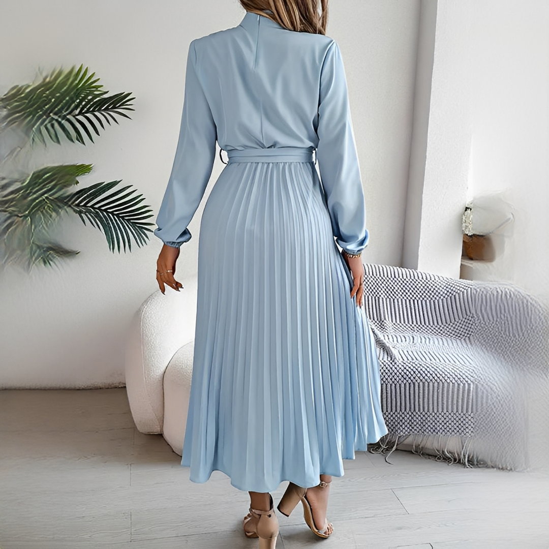 Allegra - Klänning med eleganta, plisserade ärmar