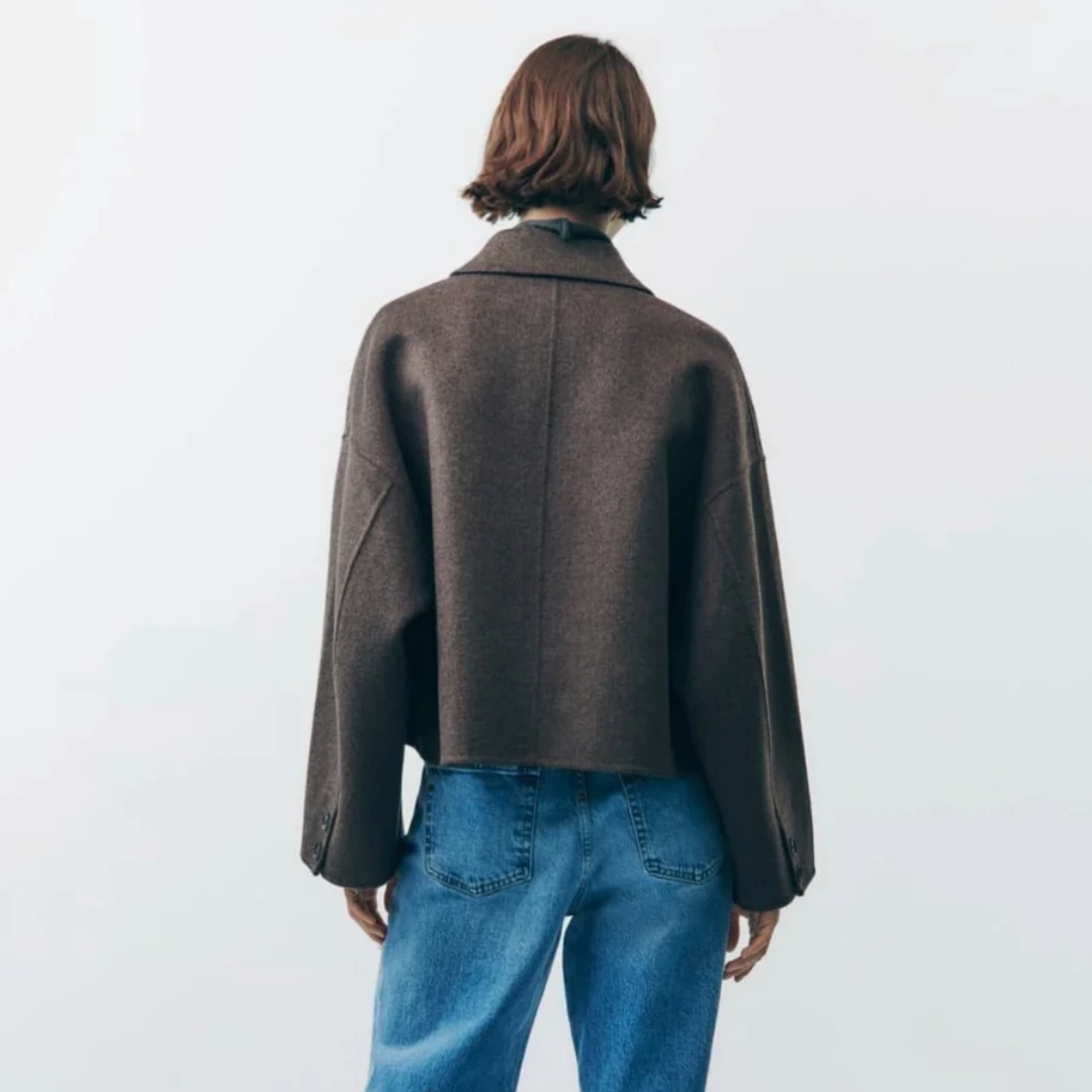 Colby | Frakke oversized med knapper og varme til kvinder