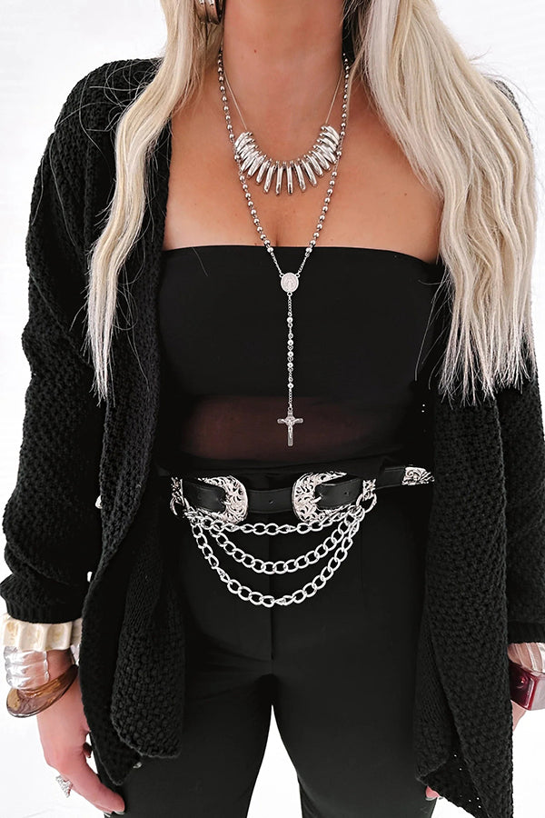 Elegant lang cardigan i blødt strik