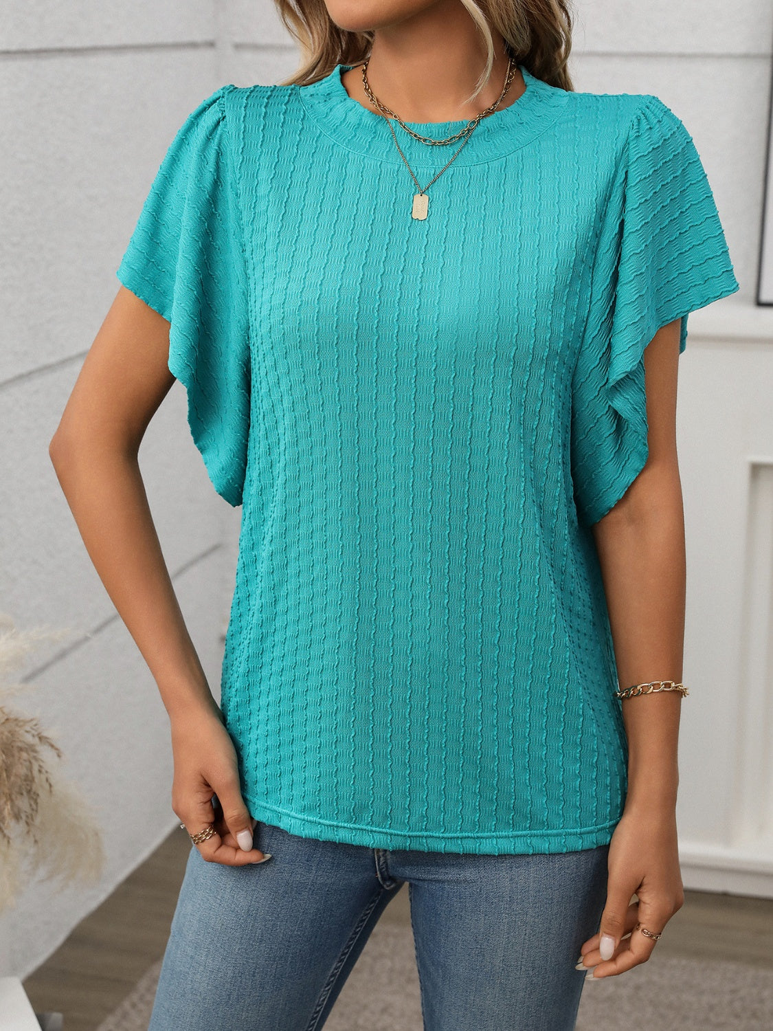 Elegant T-Shirt med Rund Hals og Lette Ærmer