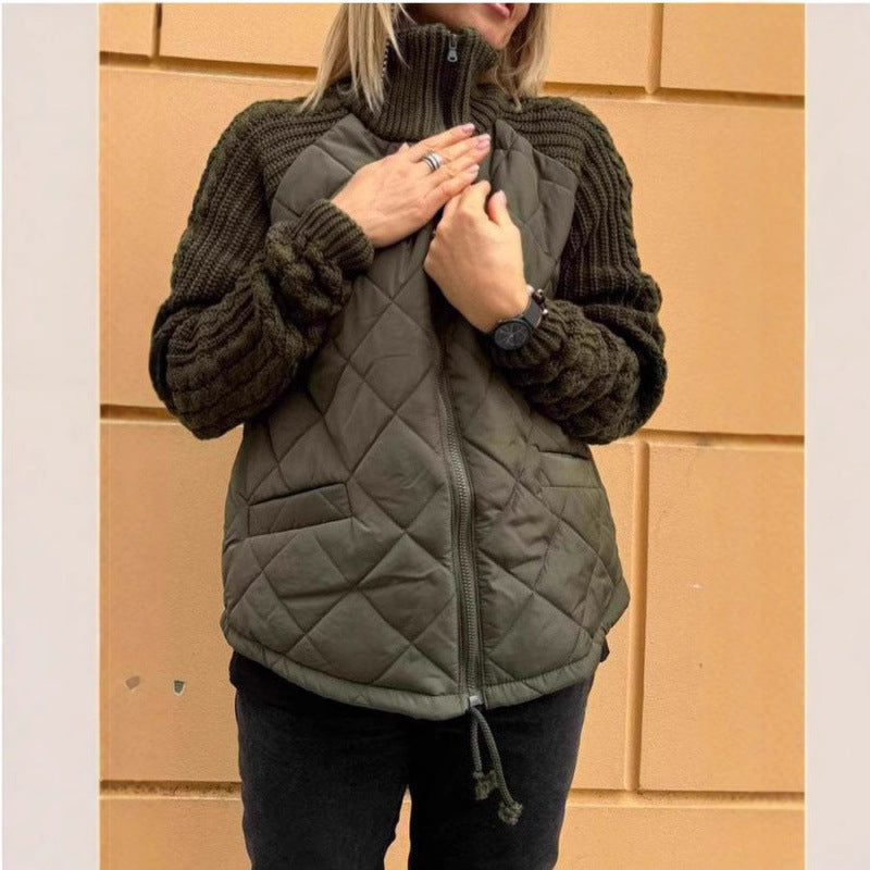 Modern quiltad jacka med stickade ärmar för dam