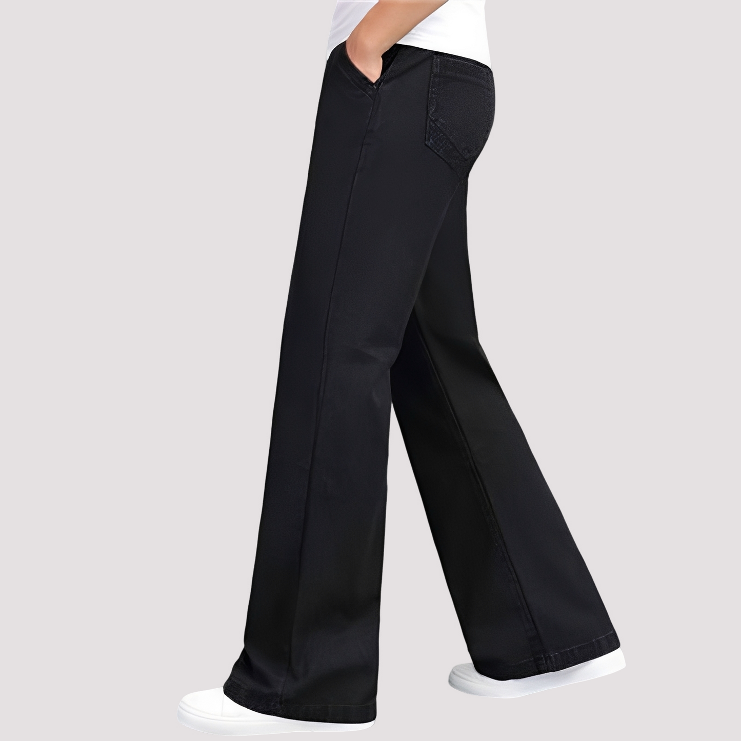 Livia - Stiliga jeans med utsvängda ben för moderna kvinnor