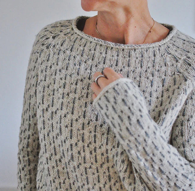Elegante Strikbluse med Tidens Takt