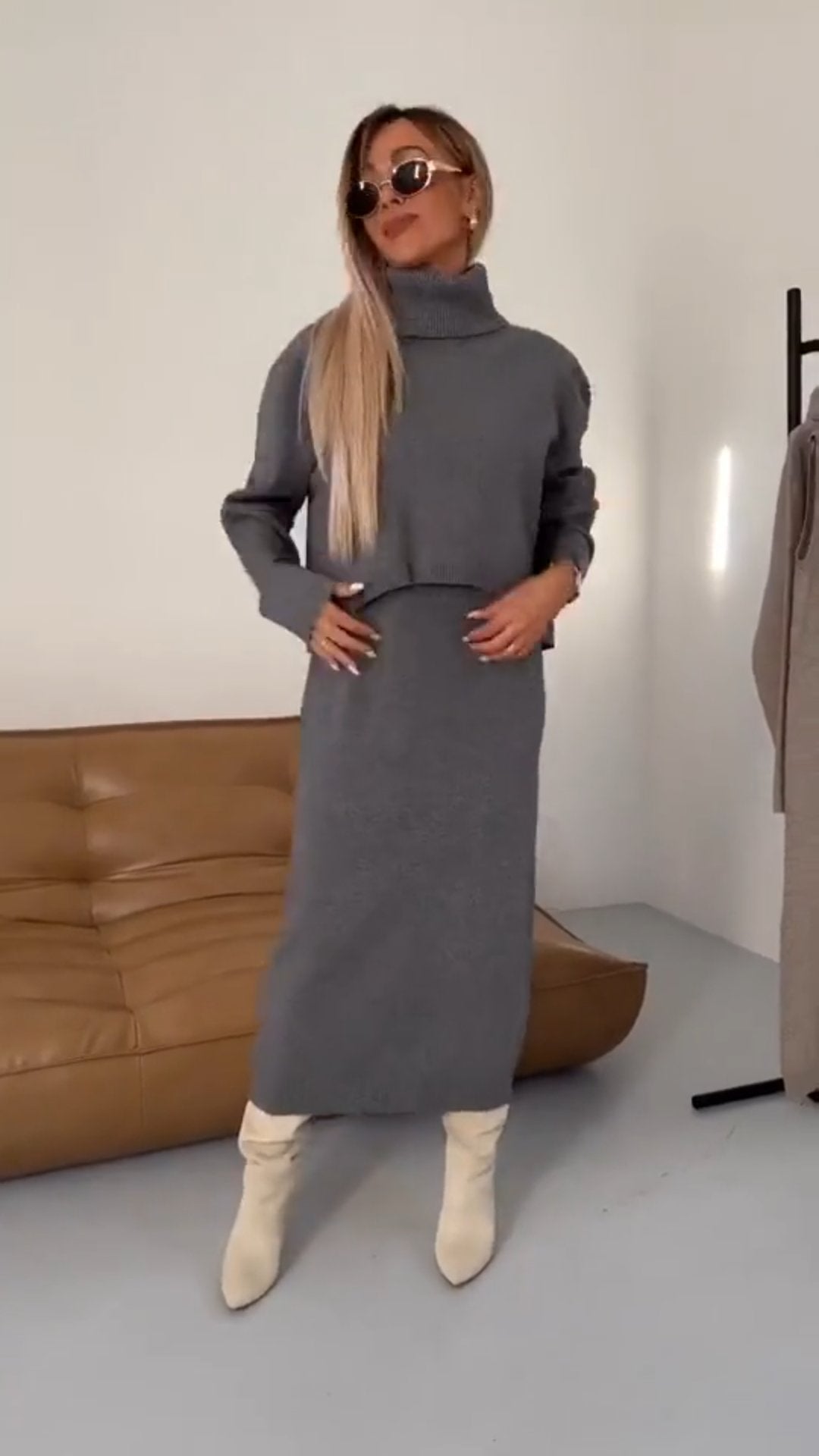 Elegant set med klänning och turtleneck