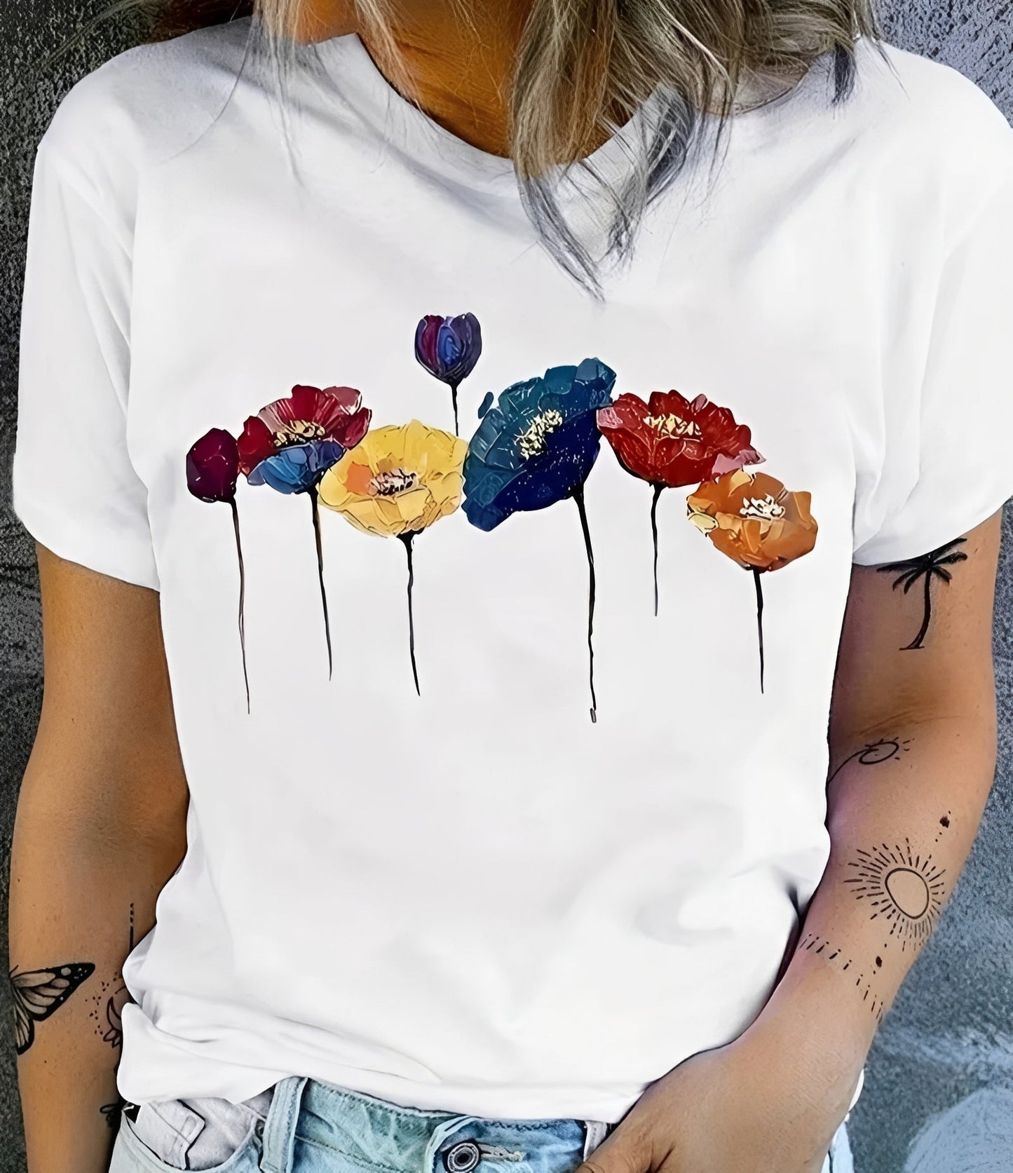 Sofia - Eleganta blommiga T-shirten för kvinnor