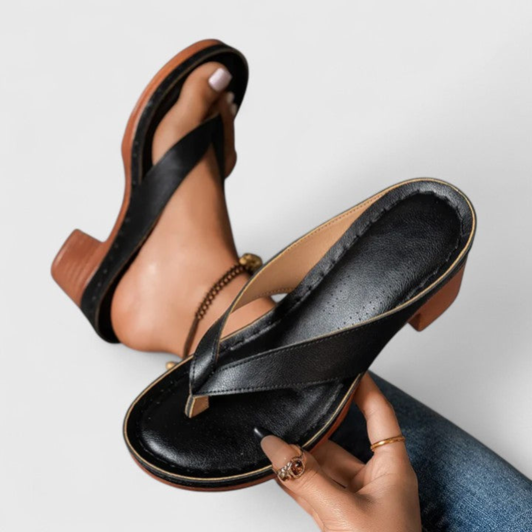 Luna | Trendiga Chunky Klacksandaler för Kvinnor