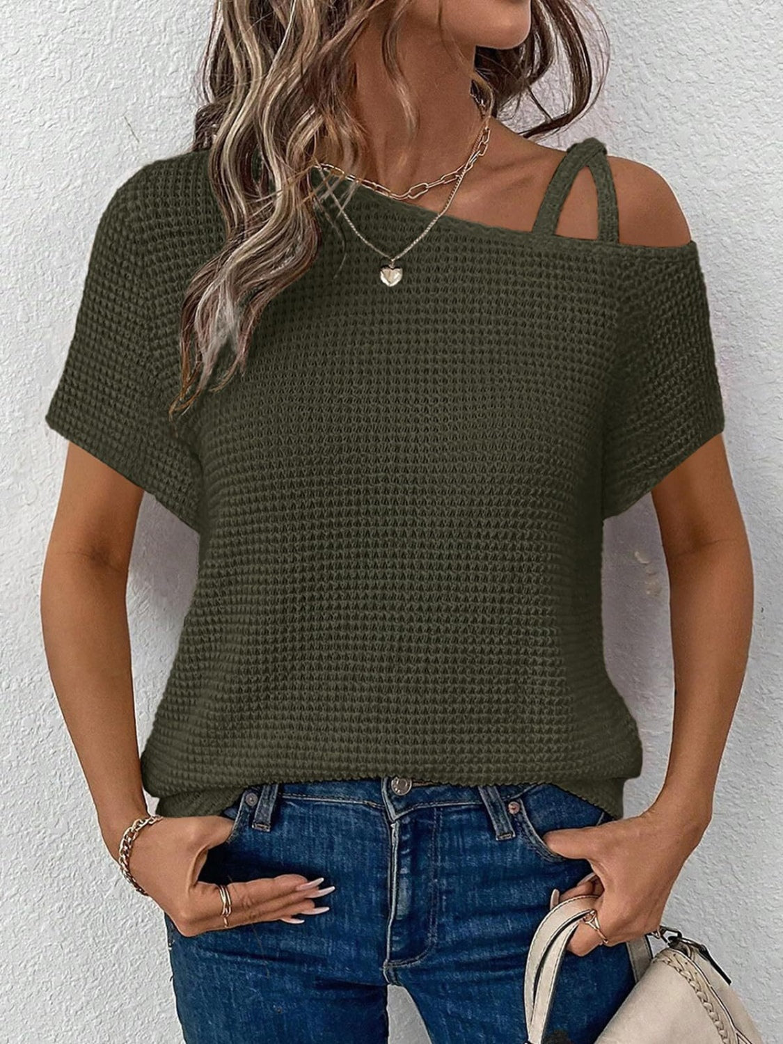 Stilfuldt Asymmetrisk T-Shirt med Rund Halsudskæring