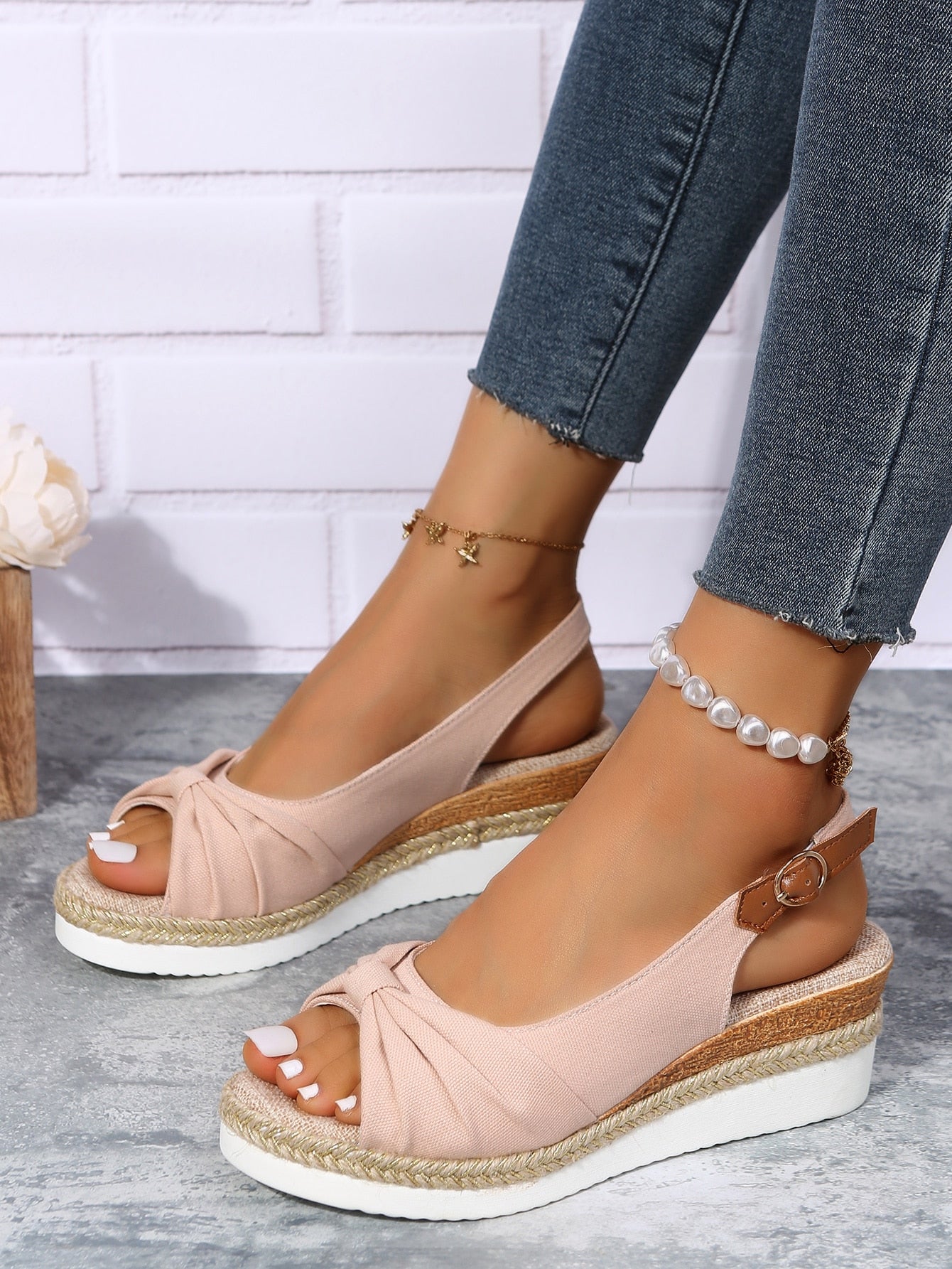 Feminine Sommerfødder med Stil