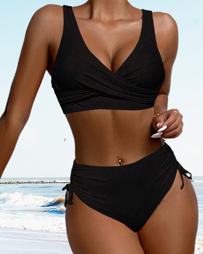 Bikini med snörning bak och dragsko – VarmNord stil
