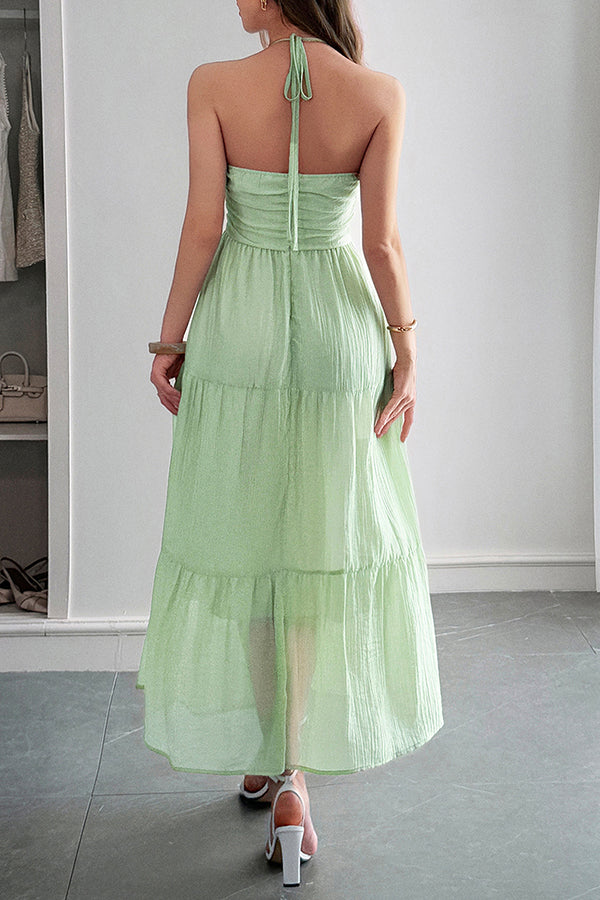 Elegante Maxikjole med Halterneck-design til Ferie-vibes