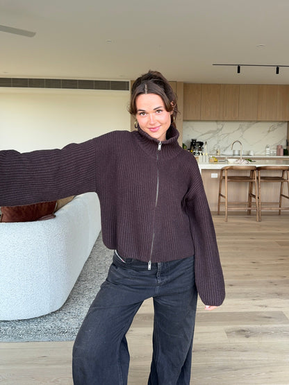 Elegant Uld-Cashmere Jakke med Lynlås