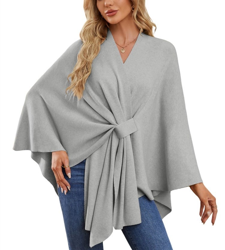 Luksuriøs og stilfuld poncho-sjal til elegant lag-på-lag