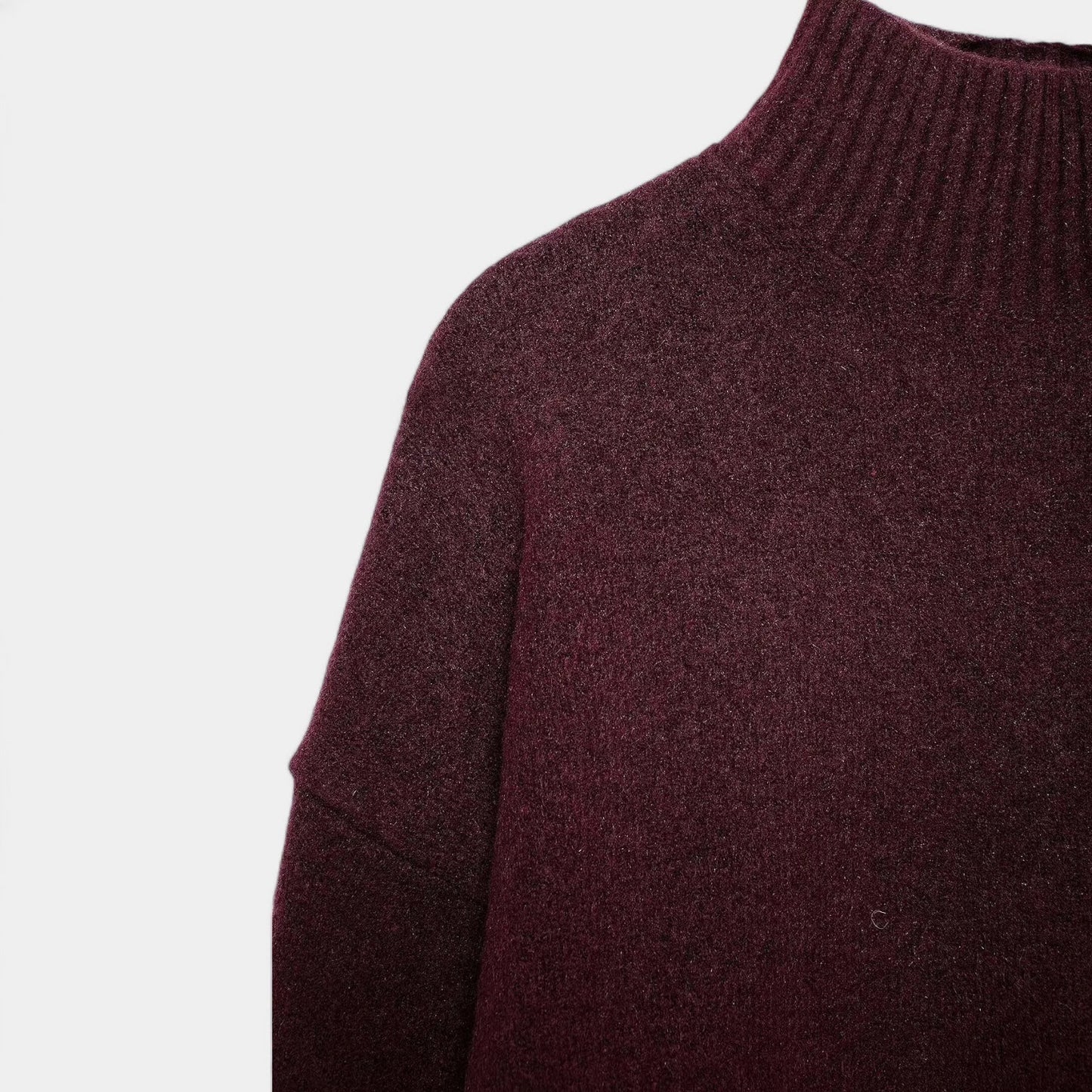 Elegant Strikpullover med Høj Krave – Stilfuld Varmekilde