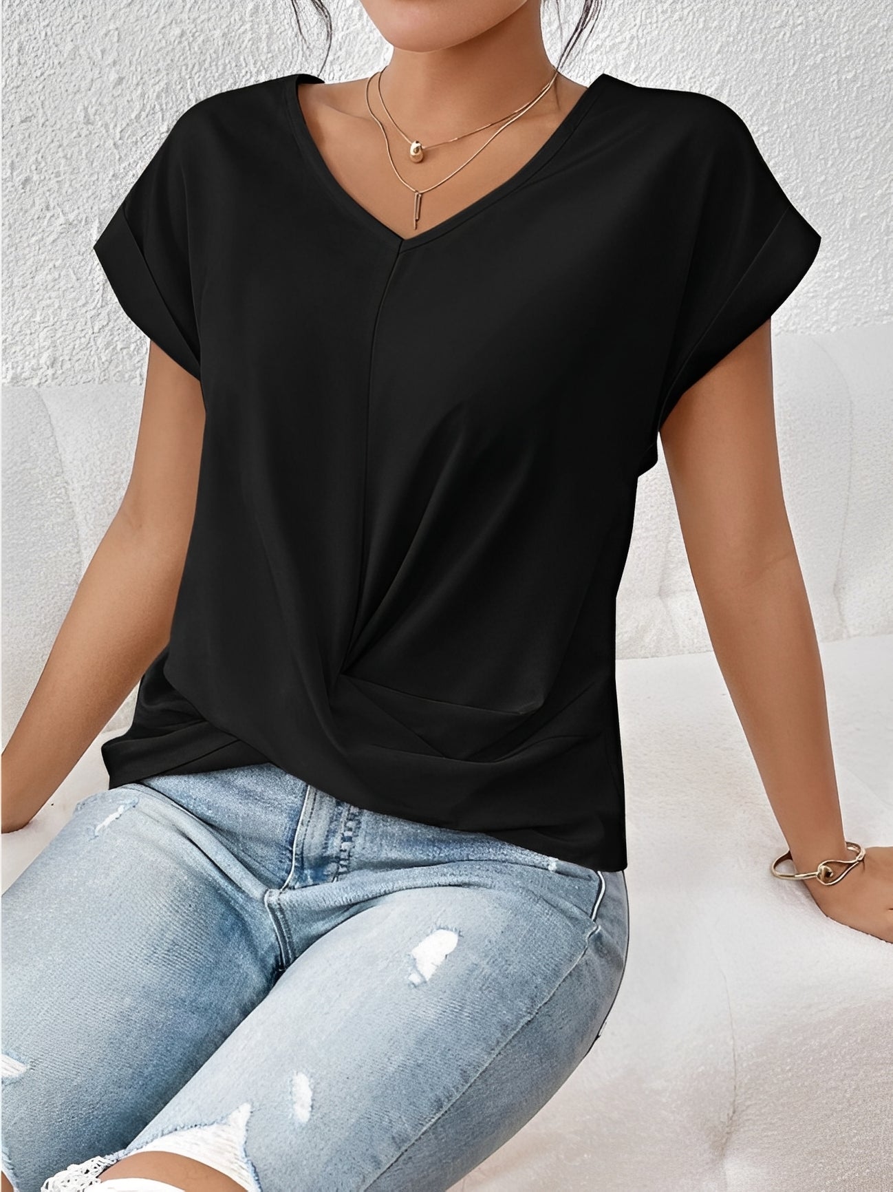 Evelina – T-shirt med V-ringning för avslappnade stunder