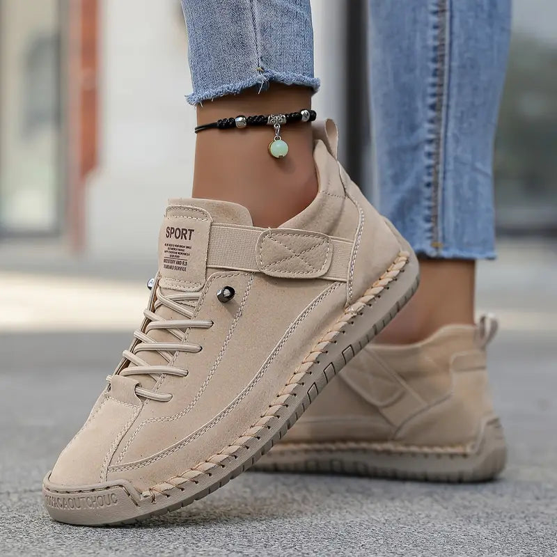 Sneakers för damer med snörning och ortopediskt stöd