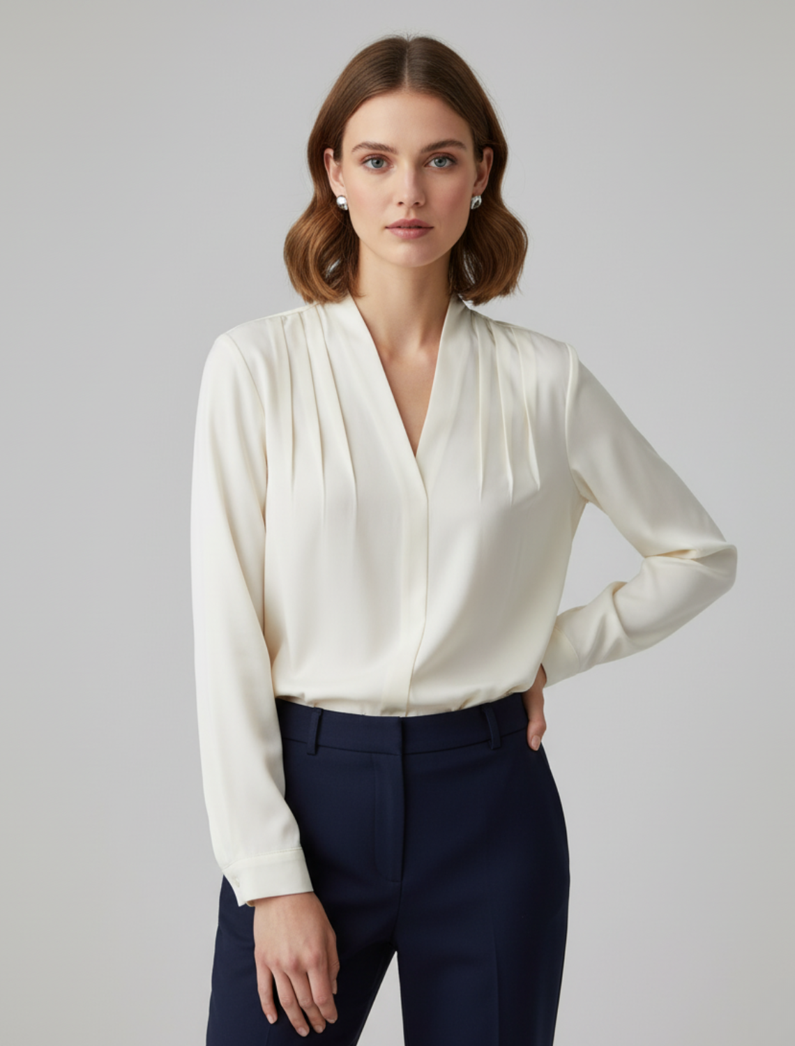 Sofistikerad Blus med Puffärmar och Figursydd Silhuett