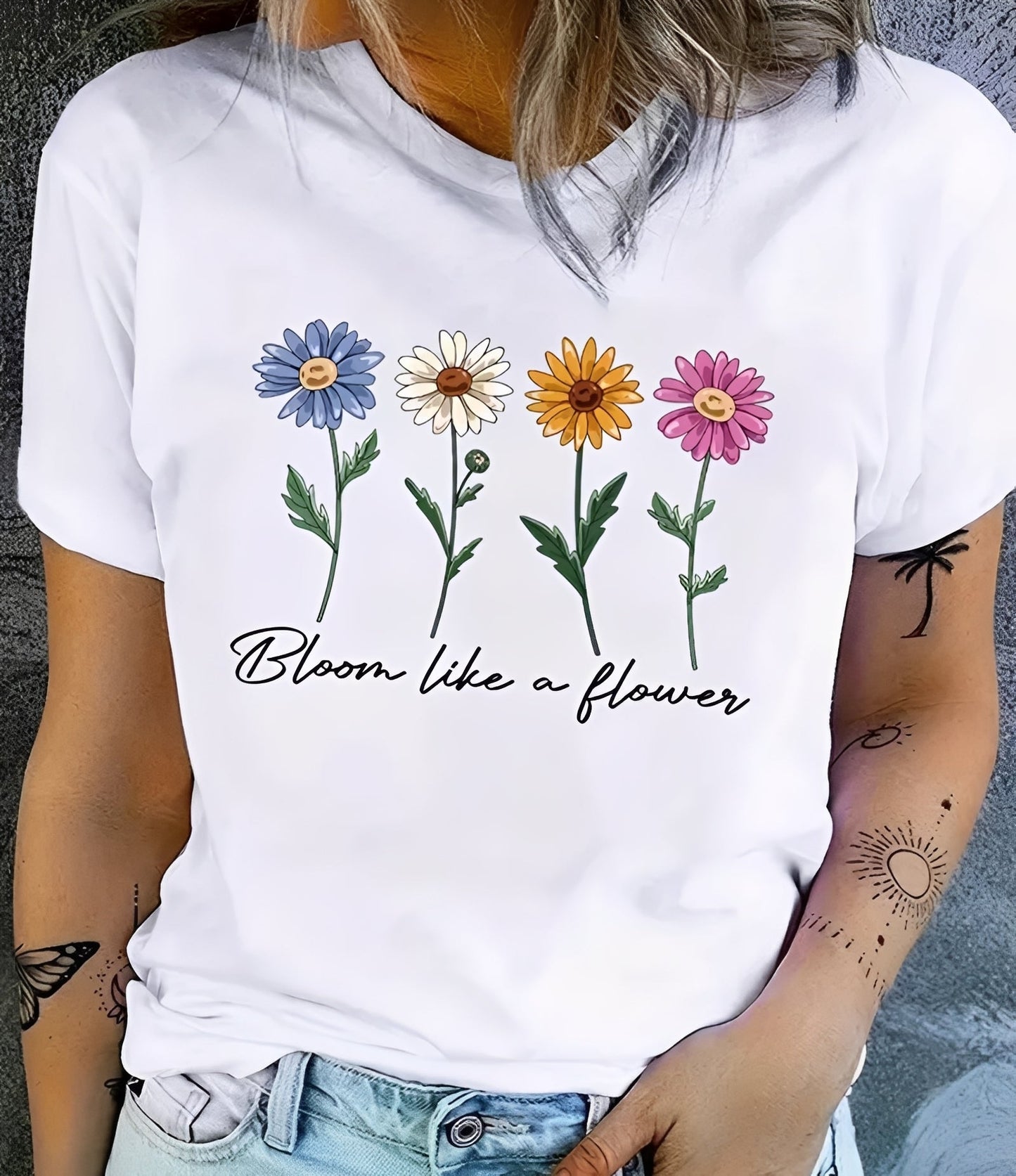 Sofia - Eleganta blommiga T-shirten för kvinnor