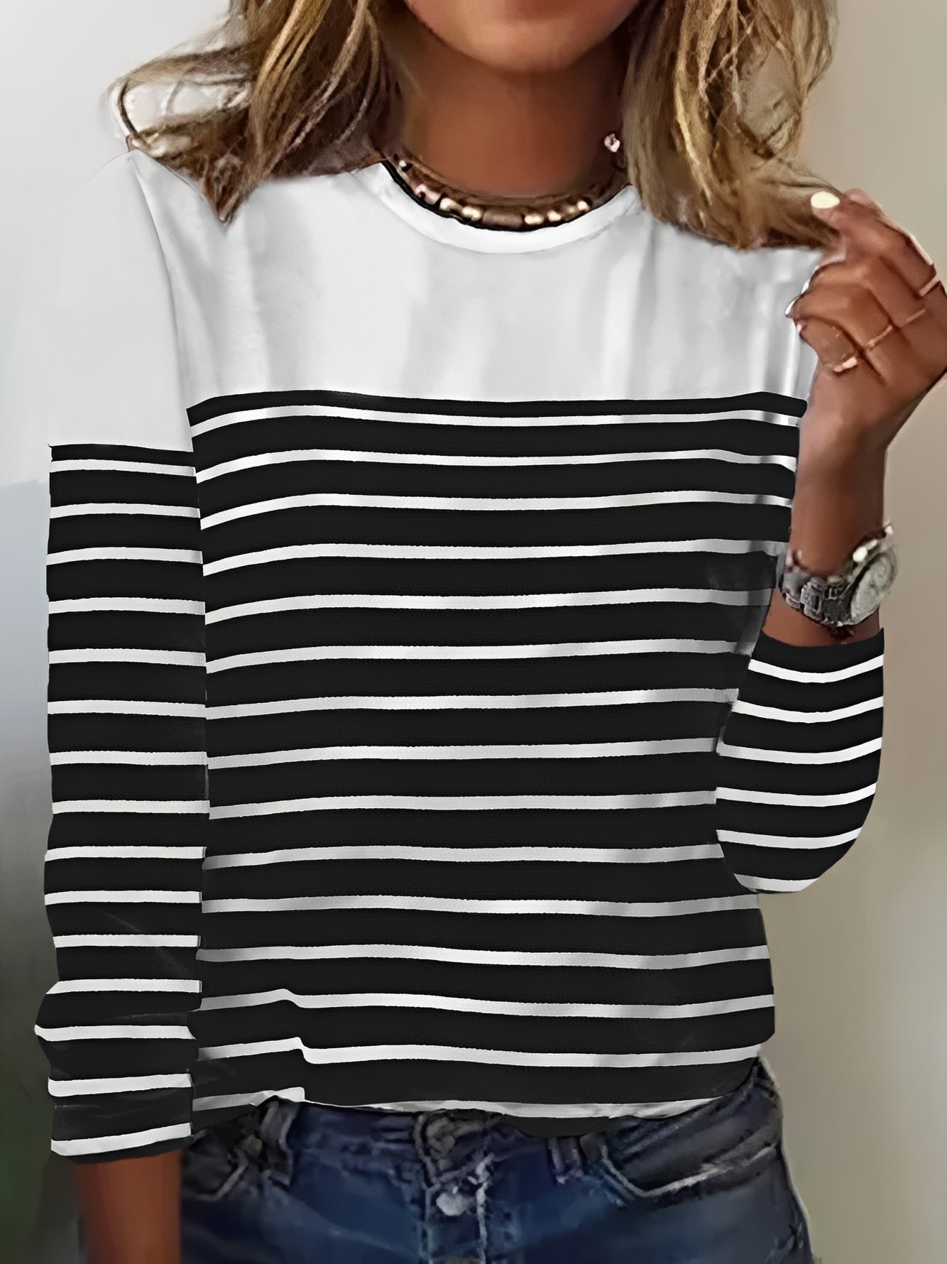 Ella - Långärmad Blus för Kvinnor - Elegant och Avslappnad
