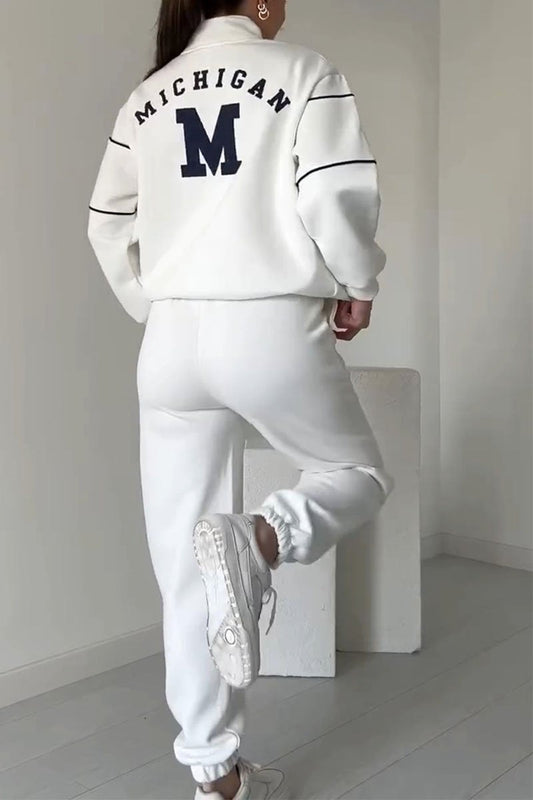 Elegant och avslappnat tvådelat mysset