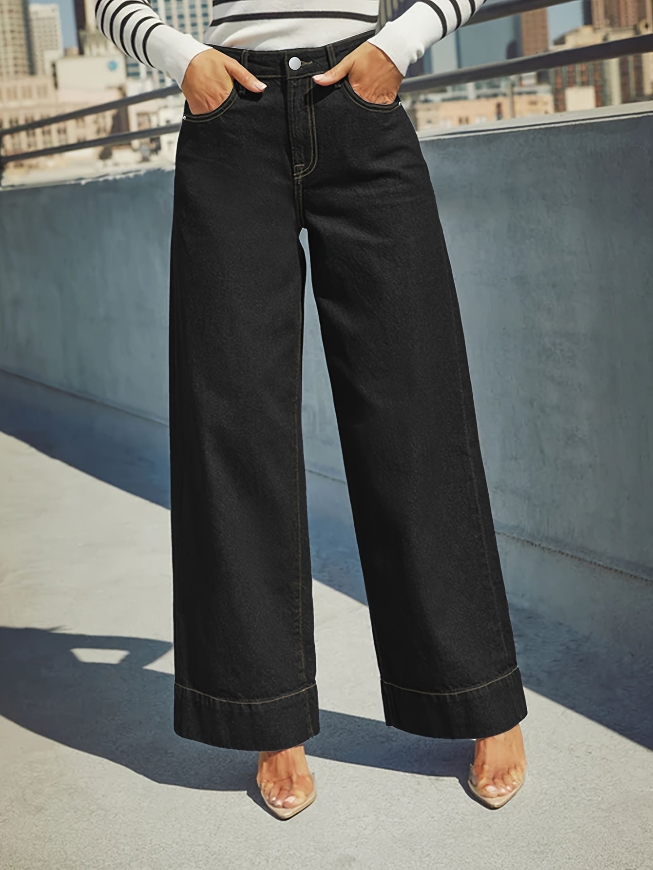 Højtaljede Løse Denim-Jeans med Omslået Kant