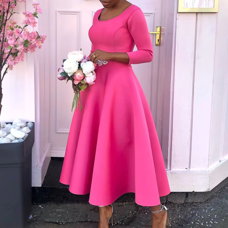 Evelina | Eleganta Midi-Klänningen med Rund Urringning