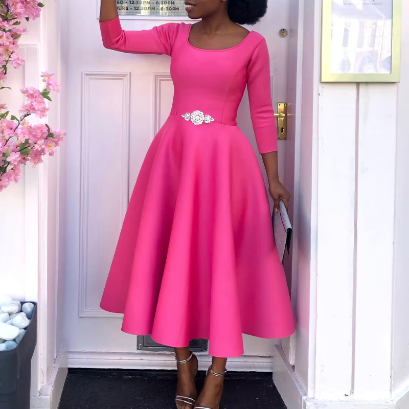 Evelina | Eleganta Midi-Klänningen med Rund Urringning