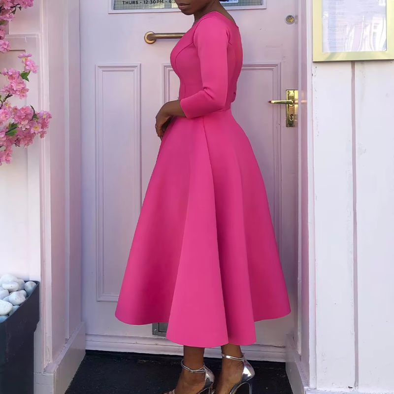 Evelina | Eleganta Midi-Klänningen med Rund Urringning
