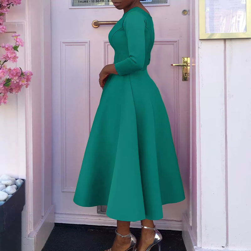Evelina | Eleganta Midi-Klänningen med Rund Urringning