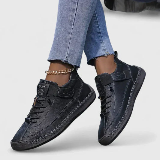 Livia | Trendiga sneakers för en enkel sommarstil