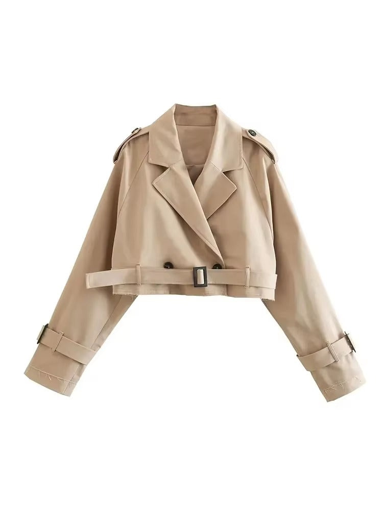 Trendig oversize trenchcoat med skarp silhuett