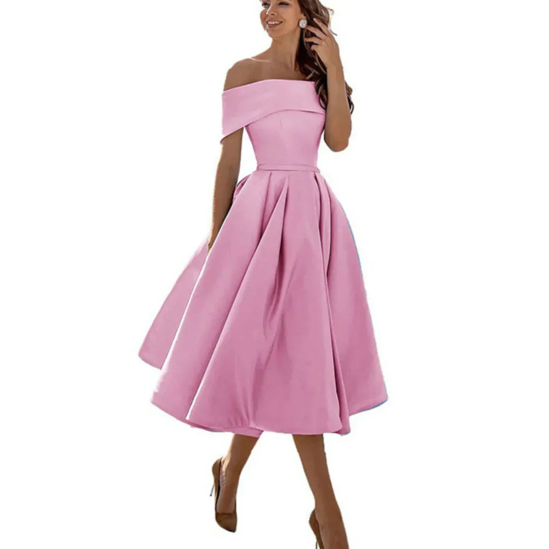 Elegant Off Shoulder Midiklänning i Inga Stil