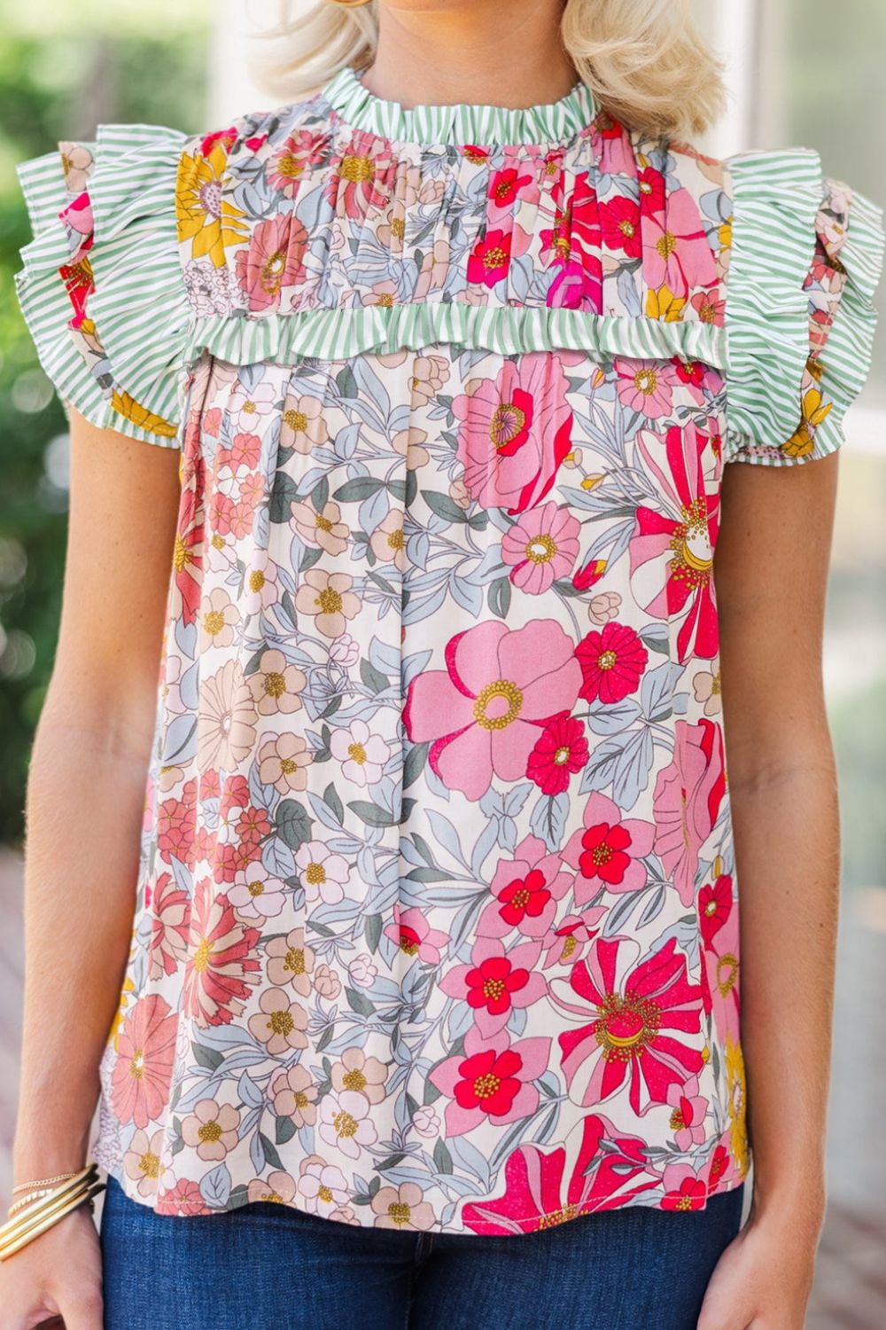 Bluse med Blomsterprint og Flæser ved Ærmeslutterne