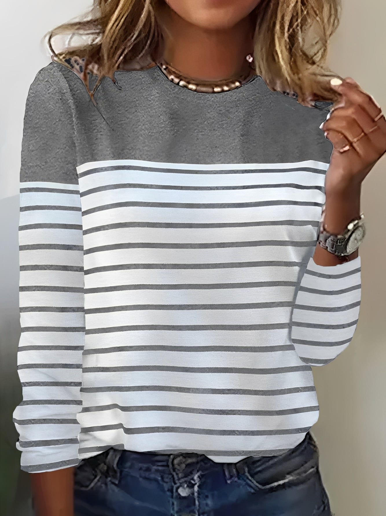 Ella - Långärmad Blus för Kvinnor - Elegant och Avslappnad