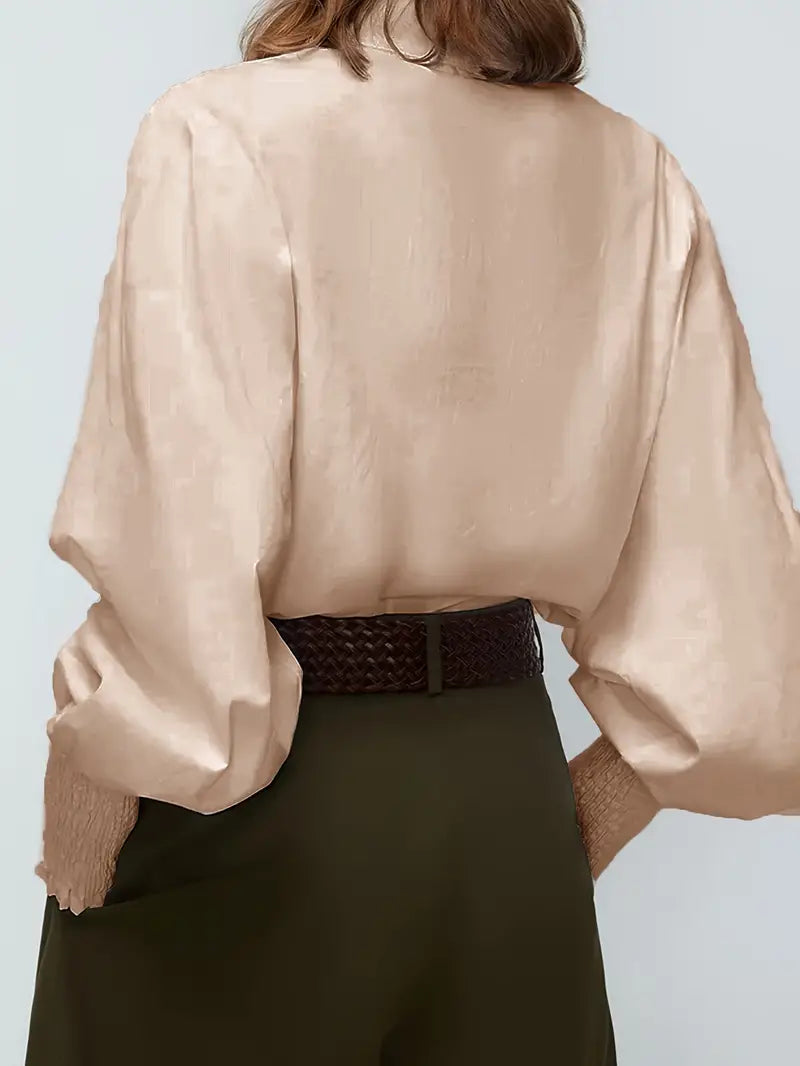 Sofia - Blus med lyktärmar och rynkade detaljer