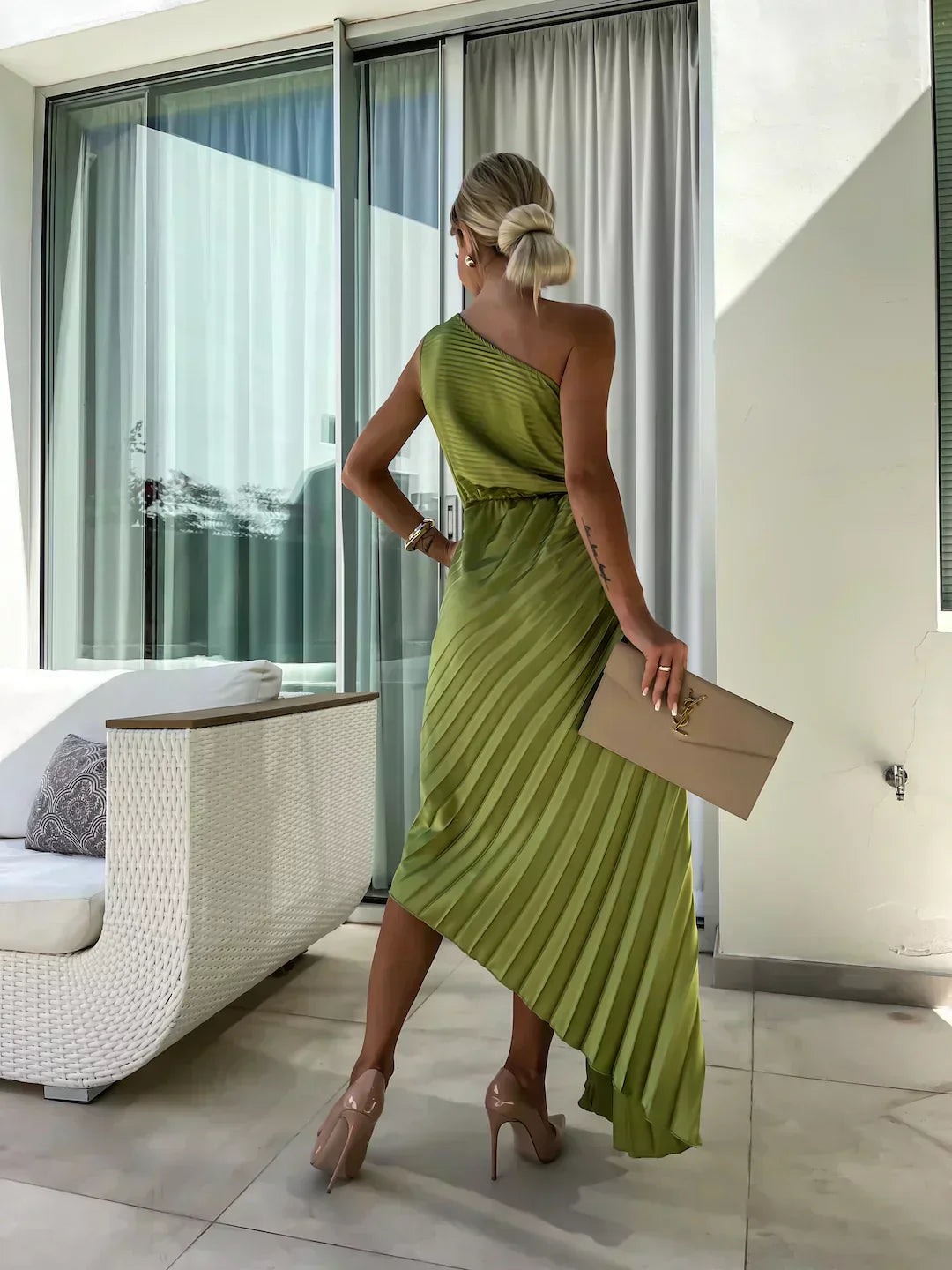 Allegra | Elegant och Stilfullt Bröllopsgästklänning