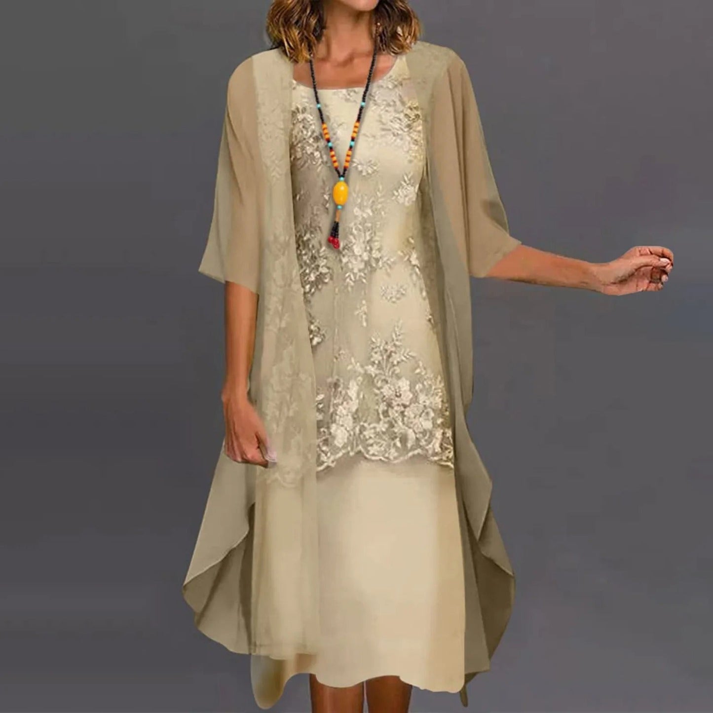 Celestia – Sofistikeret To-delt Chiffon Kjole