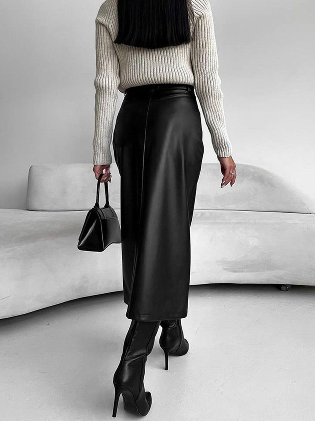 Allegra | Elegant Midi Kjol med Djup Slits