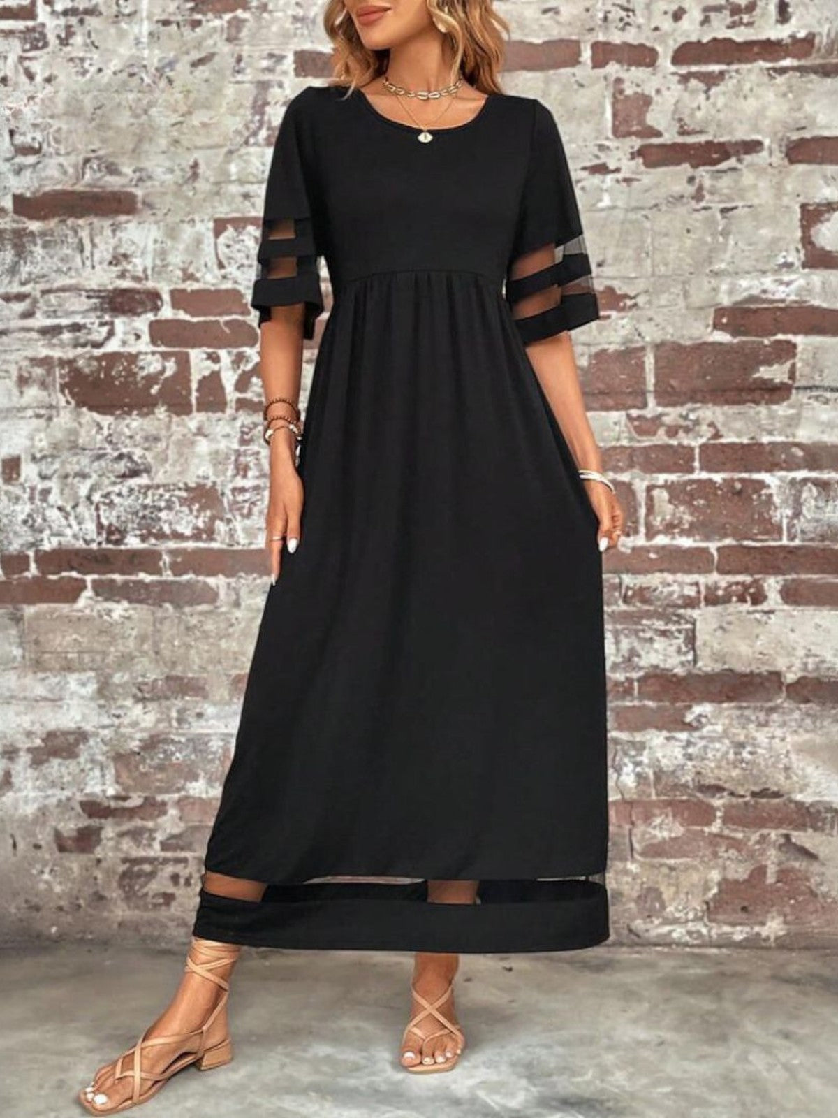 Klänning för Damer – Smickrande Design