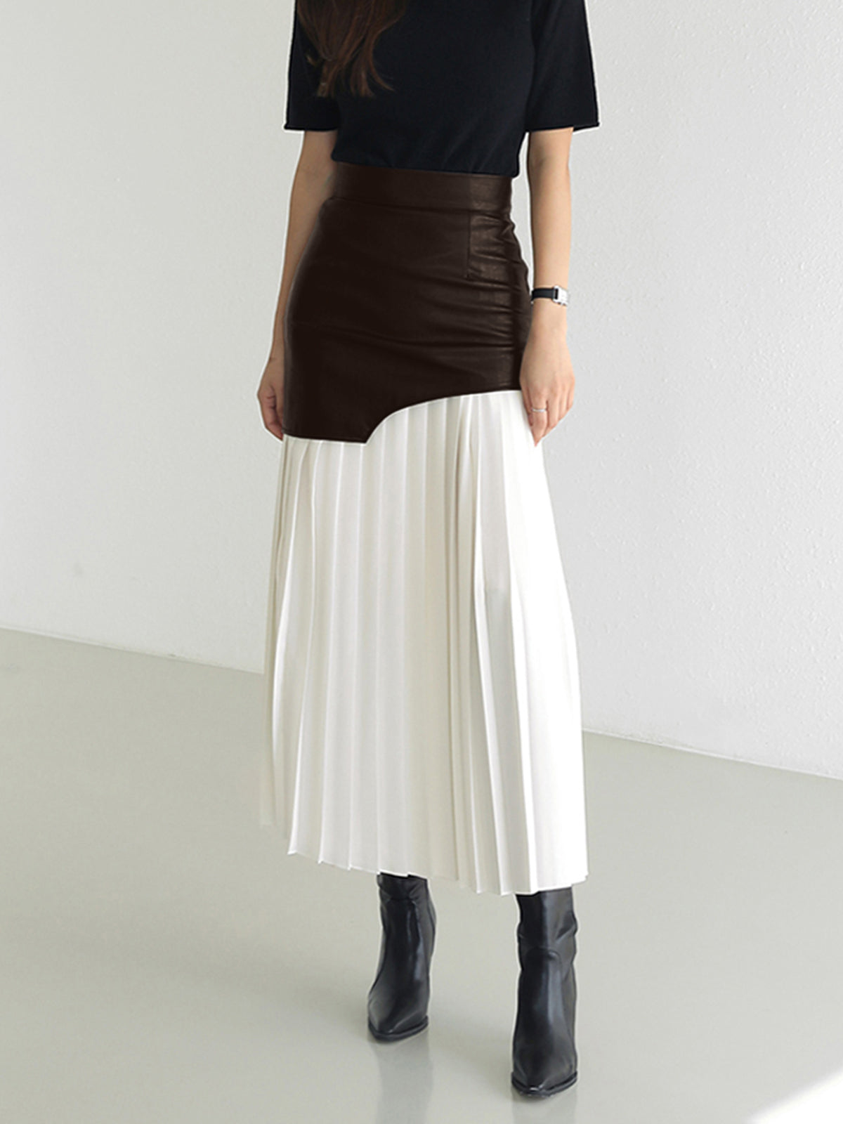 Vera | Asymmetrisk Midi Kjol för Sommarens Stil