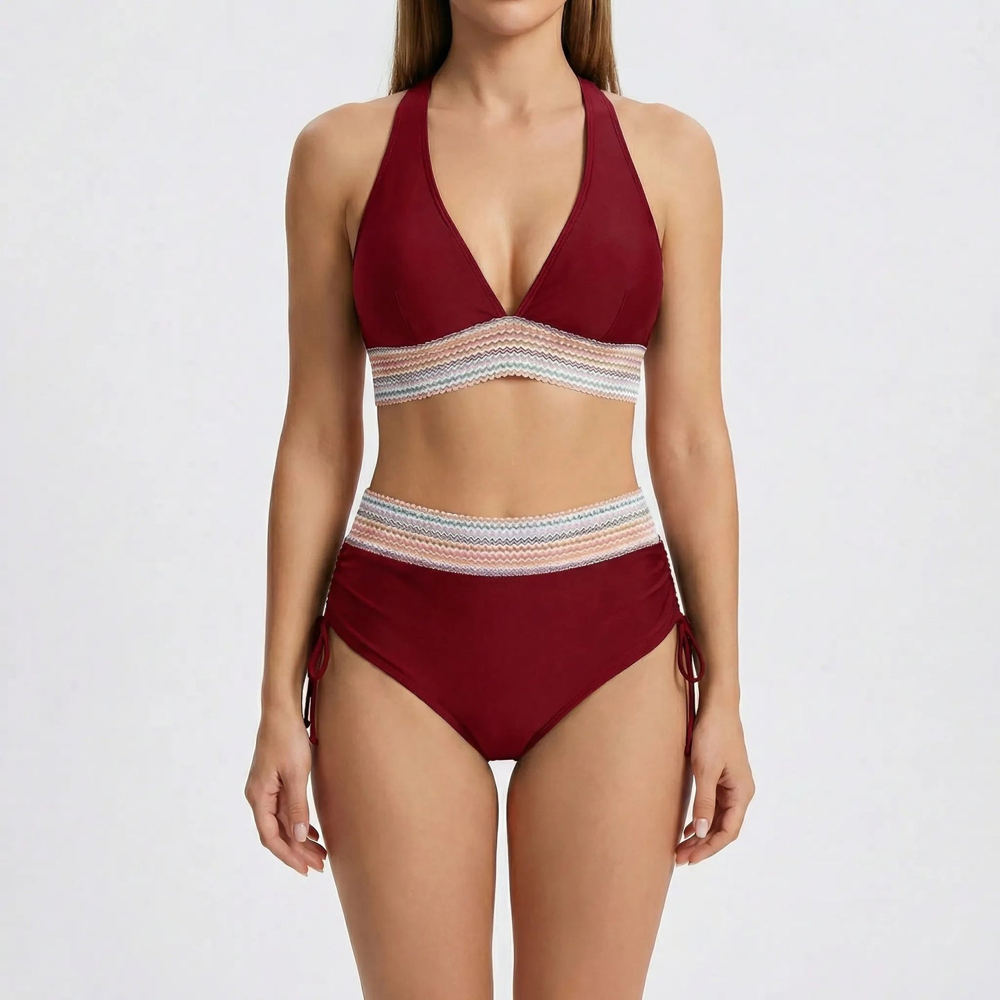 Självsäker Strandlook | Högmidjad Baddräkt med Stil