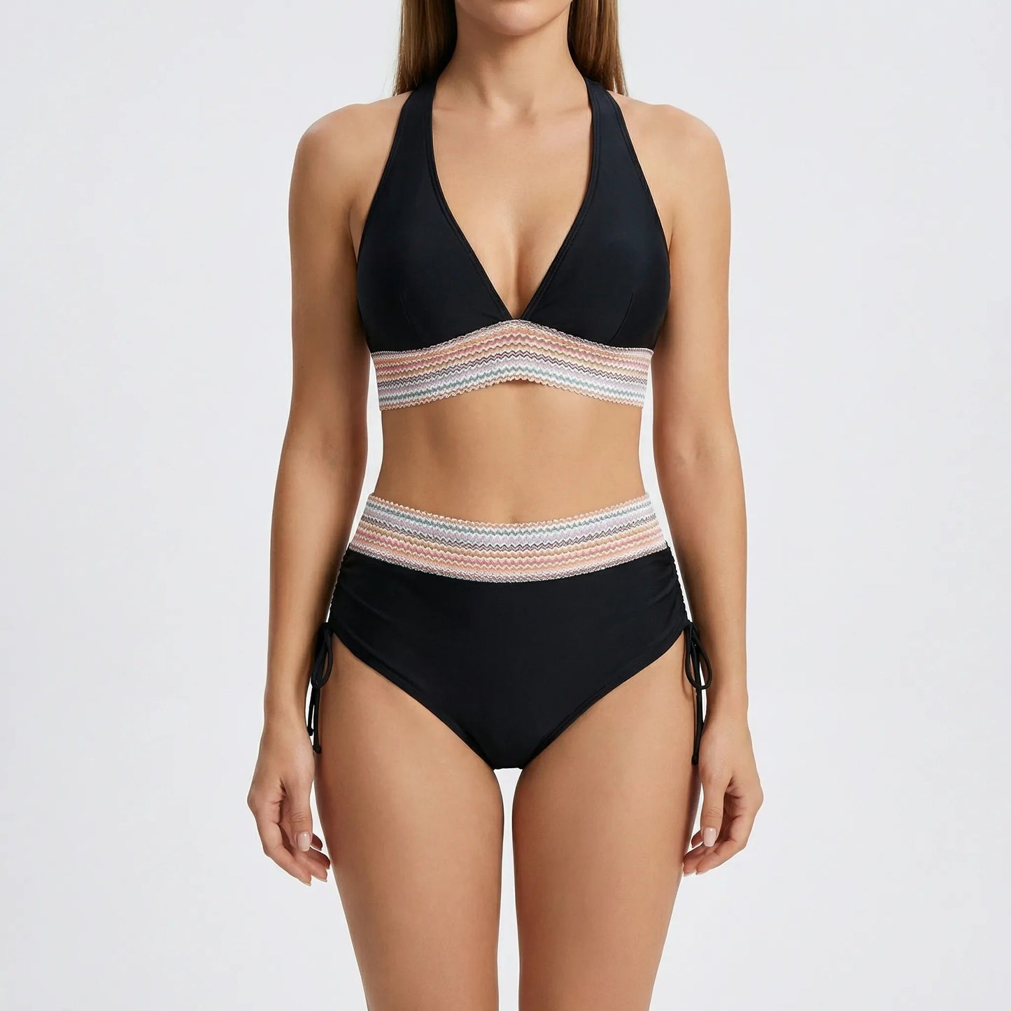 Självsäker Strandlook | Högmidjad Baddräkt med Stil