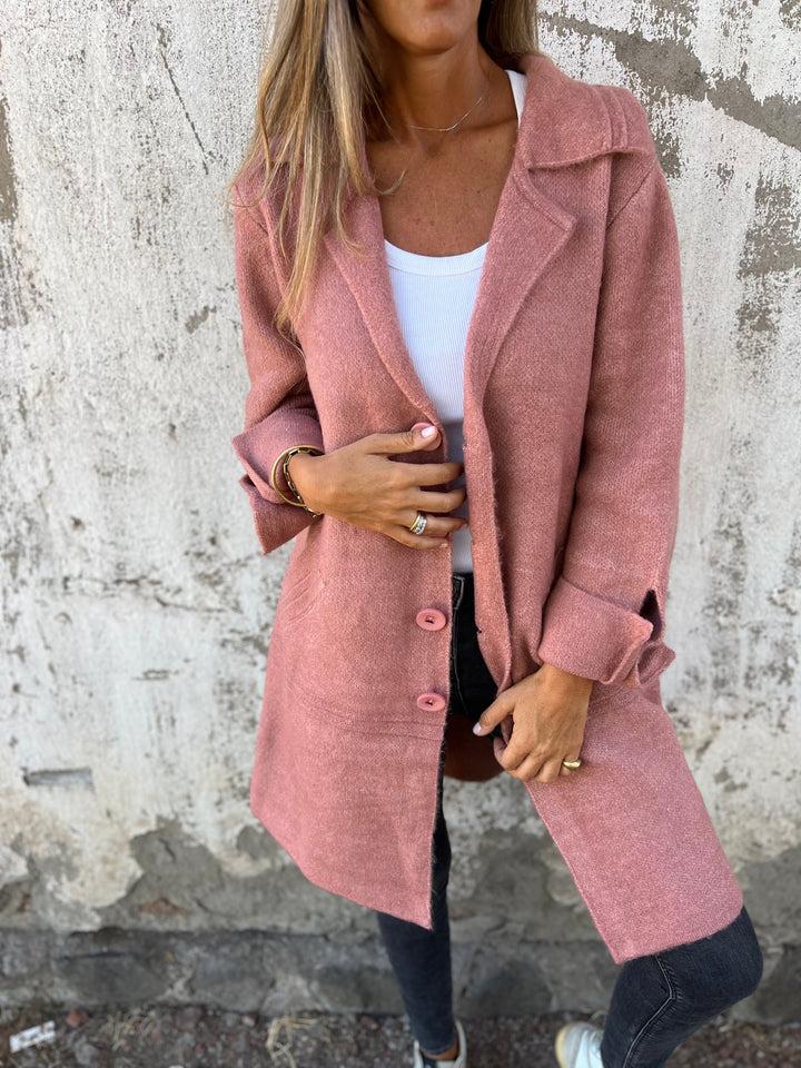 Fiona – Elegant Lång Ullkappa med Enkel Knapp