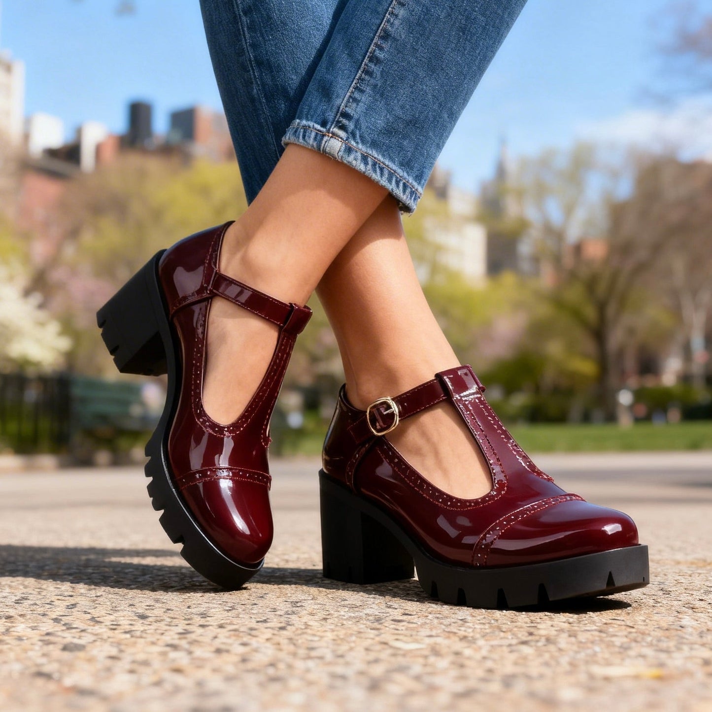 Clara | Eleganta Mary Janes med T-Riemen och Stabil Klack